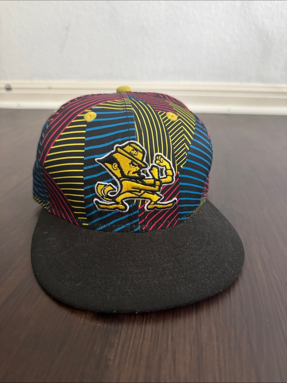 New Era 9Fifty Notre Dame Cap Fighting Irish 90's Snapback Hat Yellow Mascot Med